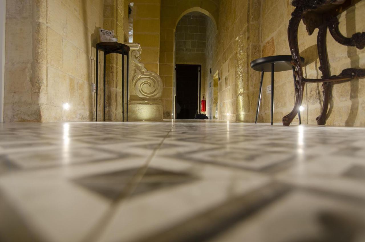 Senglea Suites Экстерьер фото